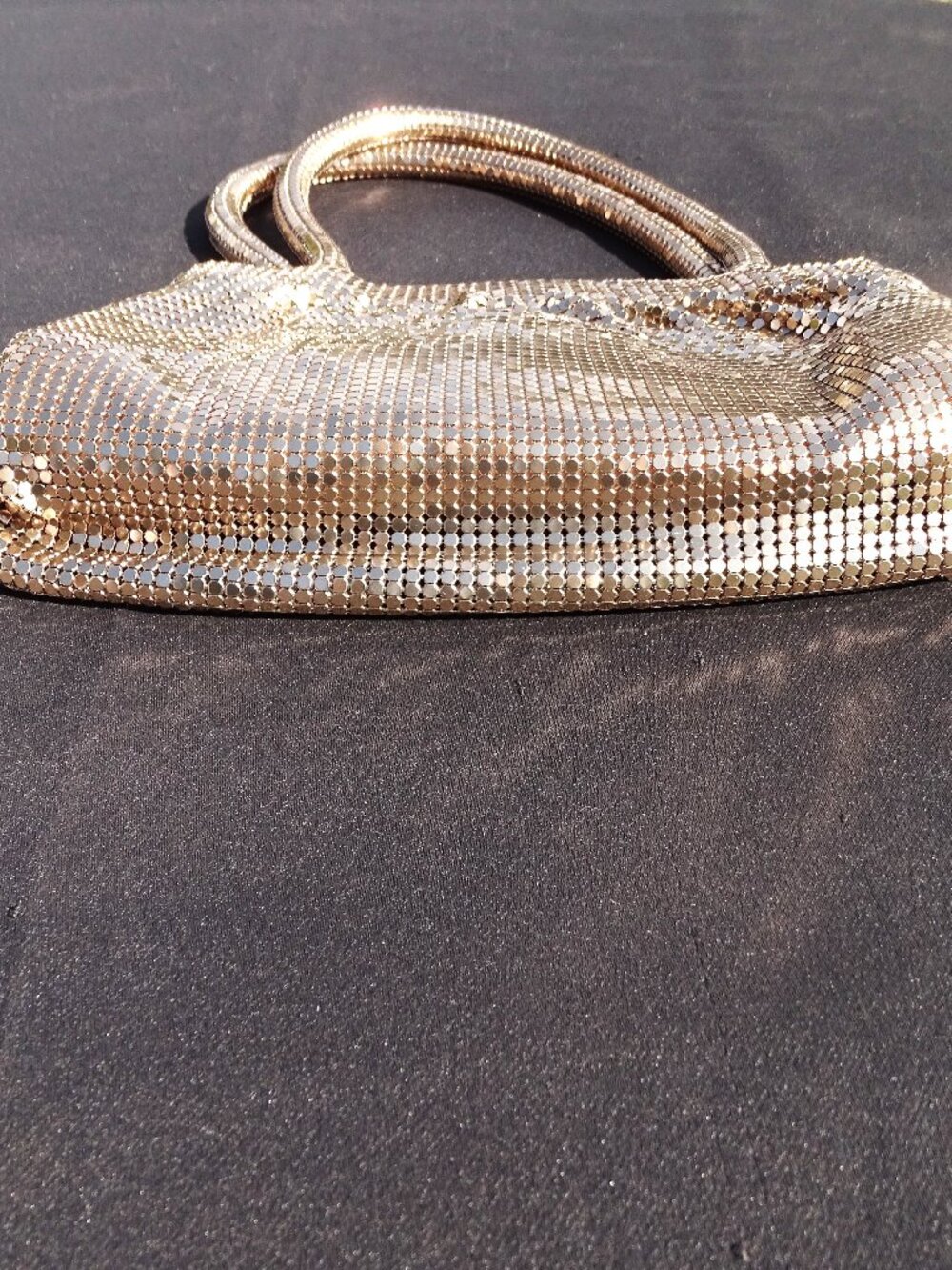 Whiting and Davis Gold Mesh Handbag 9" x 6" Vintage - Picture 4 of 11